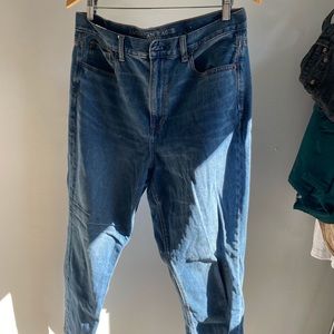 American Eagle Mom Jeans